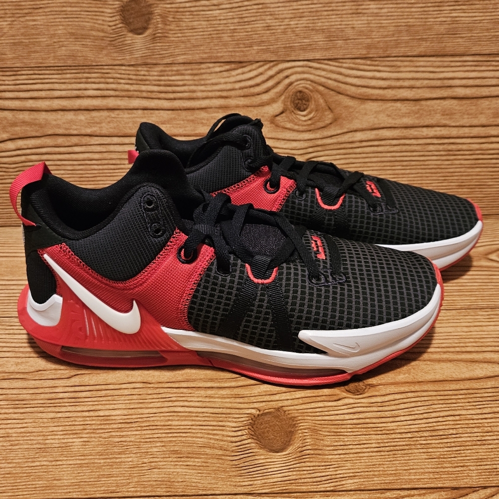 Nike Lebron Witness 7 Shoes Red Black size 10.5 NWOB - Picture 3 of 9
